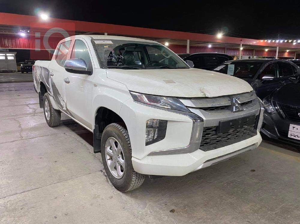 میتسوبیشی L200
